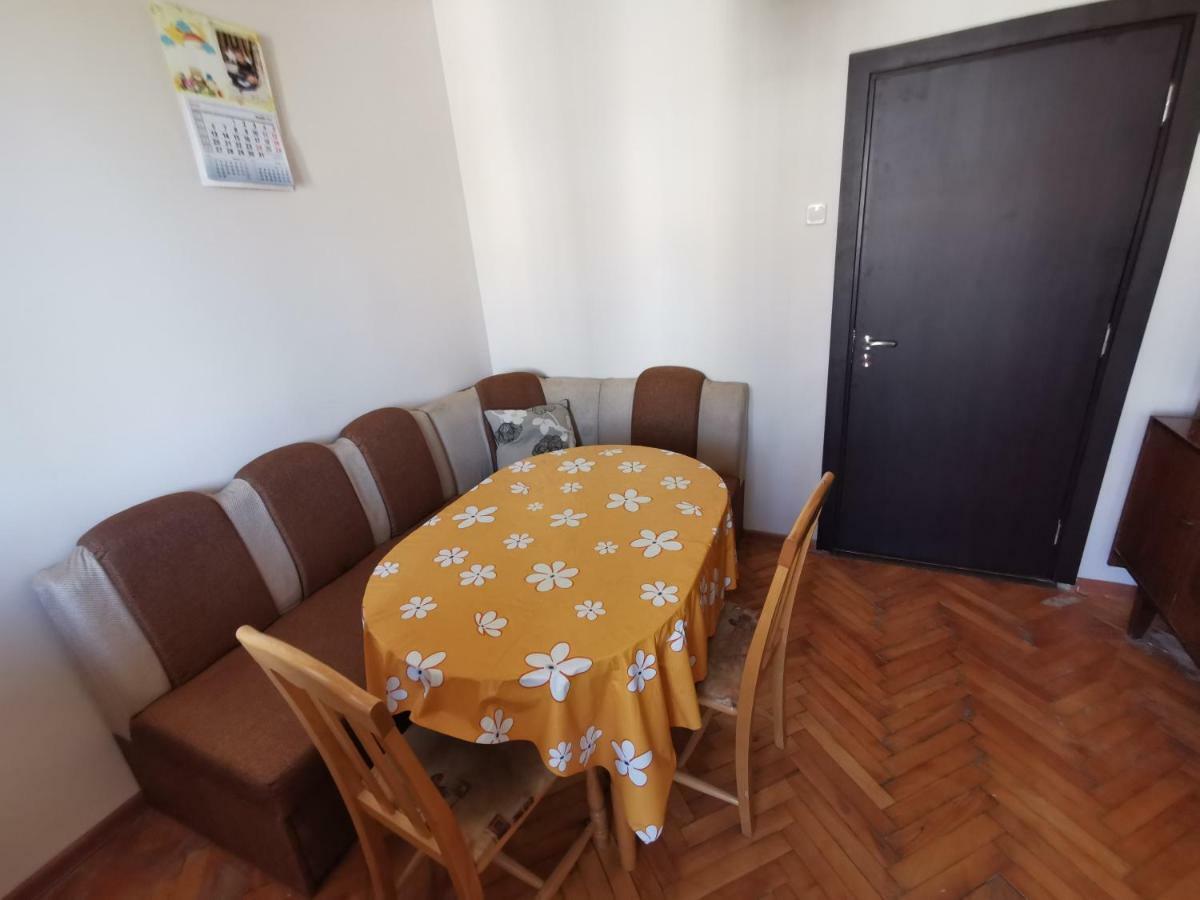 Mountain View Apartment Vratsa Ngoại thất bức ảnh